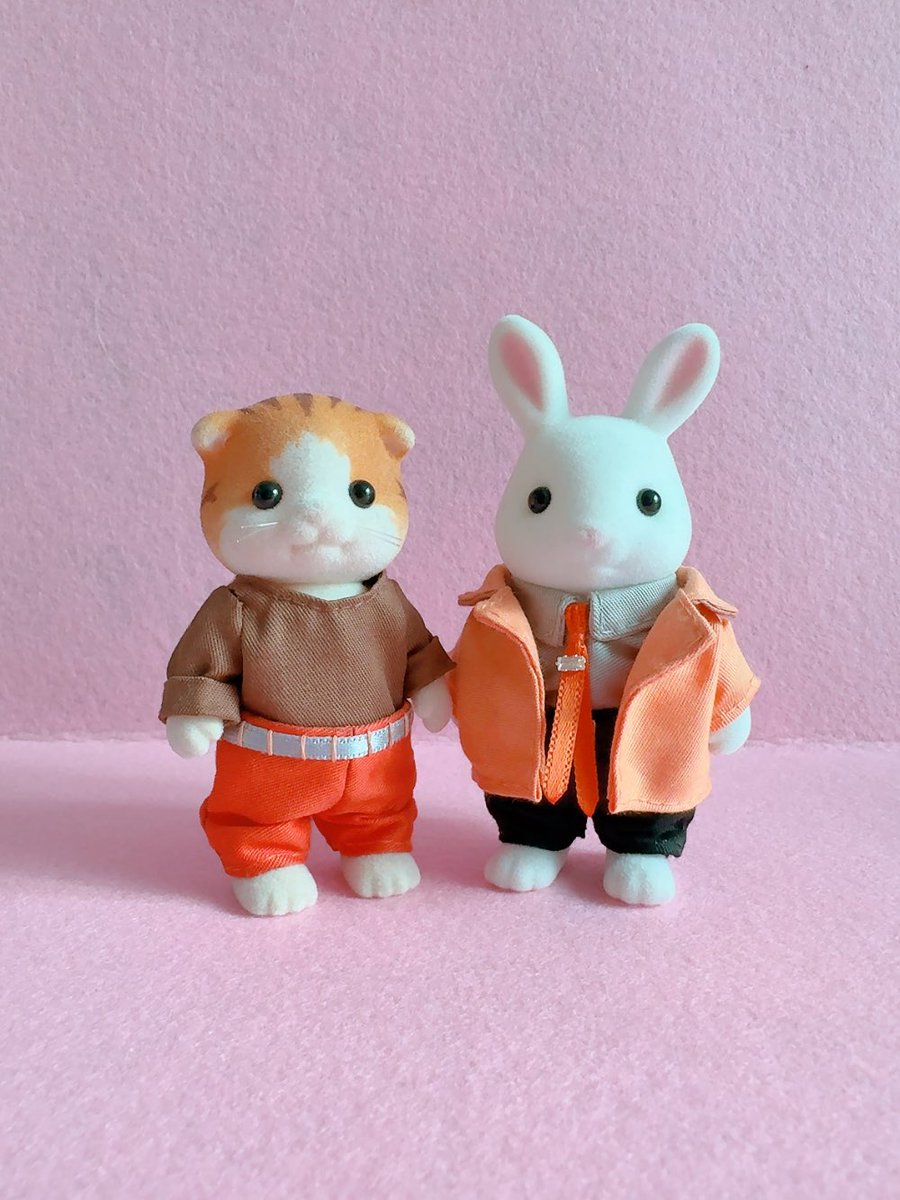 주문제작인 어른사이즈 의상들
오래 기다려 주셔서 감사합니다🧡

#실바니안 #실바니안옷 #실바니안의상
#sylvanian #シルバニア #최애구현
#인형옷판매 #주문제작