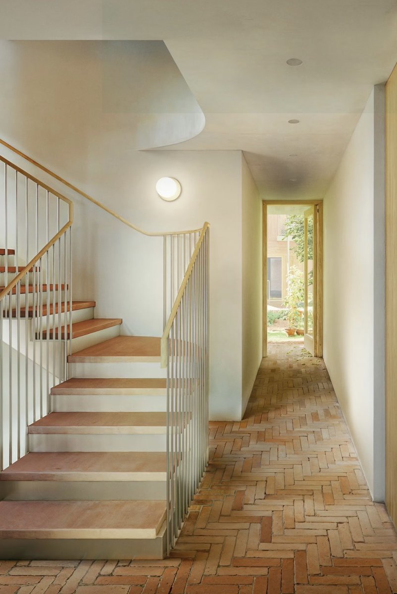 ZoeCoombes's tweet image. What’s funny about the Canadian Housing ‘crisis’ is we’re spending $13B on innovative ideas while Federal building code bans the easiest, most obvious housing ever invented: Small lot courtyard block, single stair buildings.