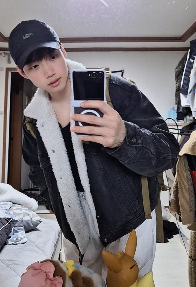 cosplay                 vs              daily