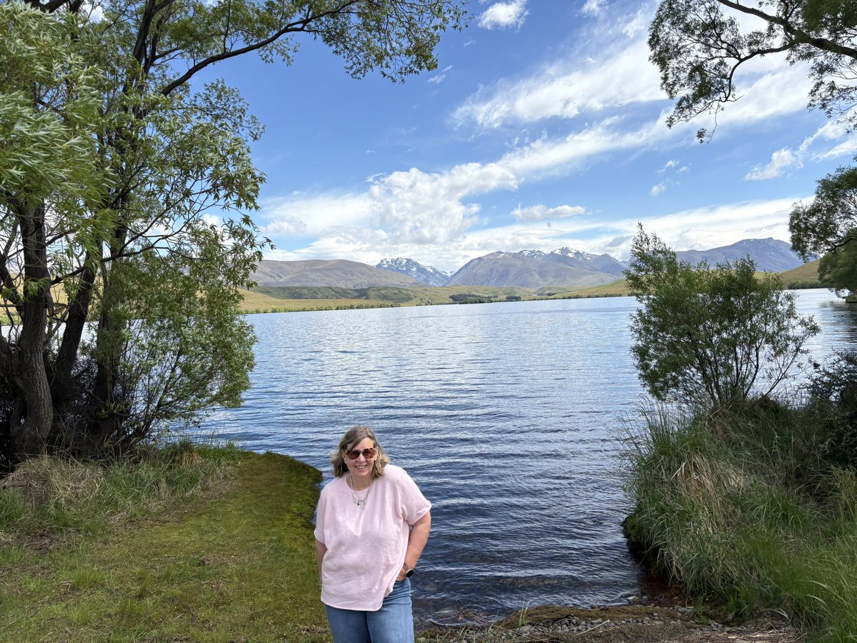 Visiting Lake Alexandrina in the Mackenzie country.