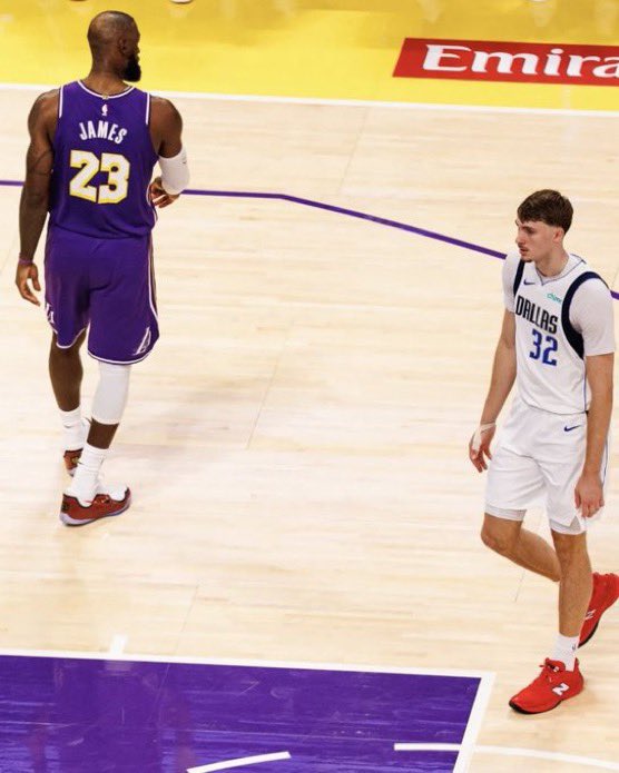 BREAKING: Cooper Flagg breaks LeBron’s record of youngest player in NBA history to score 35+ points 🤯

Flagg:  18 years &amp; 343 days
LeBron: 18 years &amp; 348 days