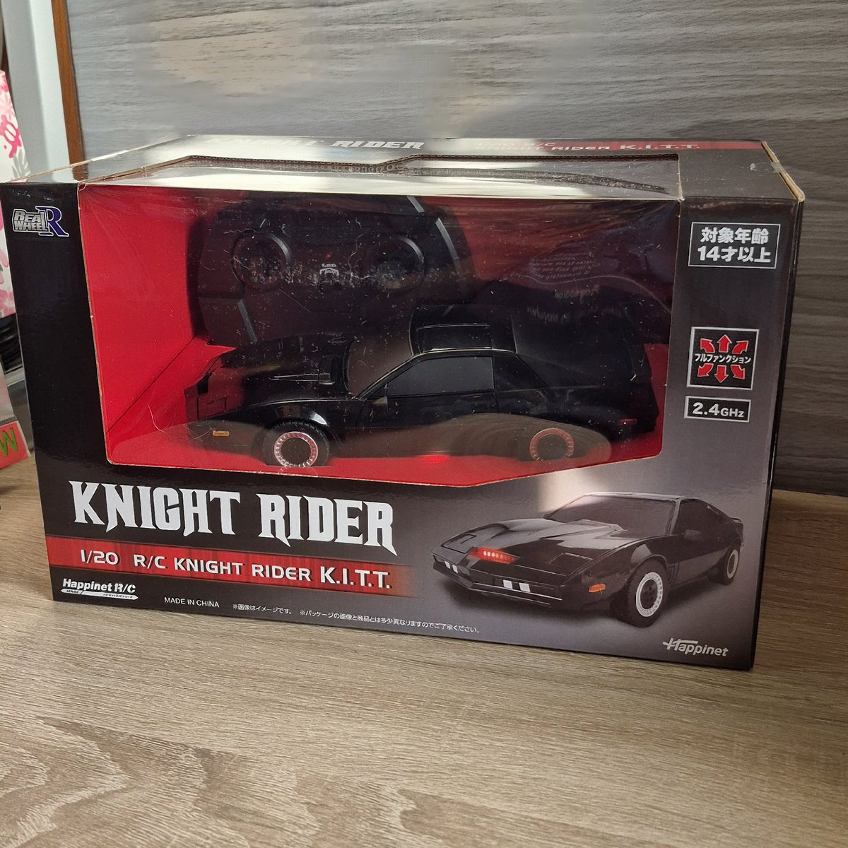 届いたわよ、 #ナイト2000 のR/C ラジカンよりは良いけれど、デアゴ並