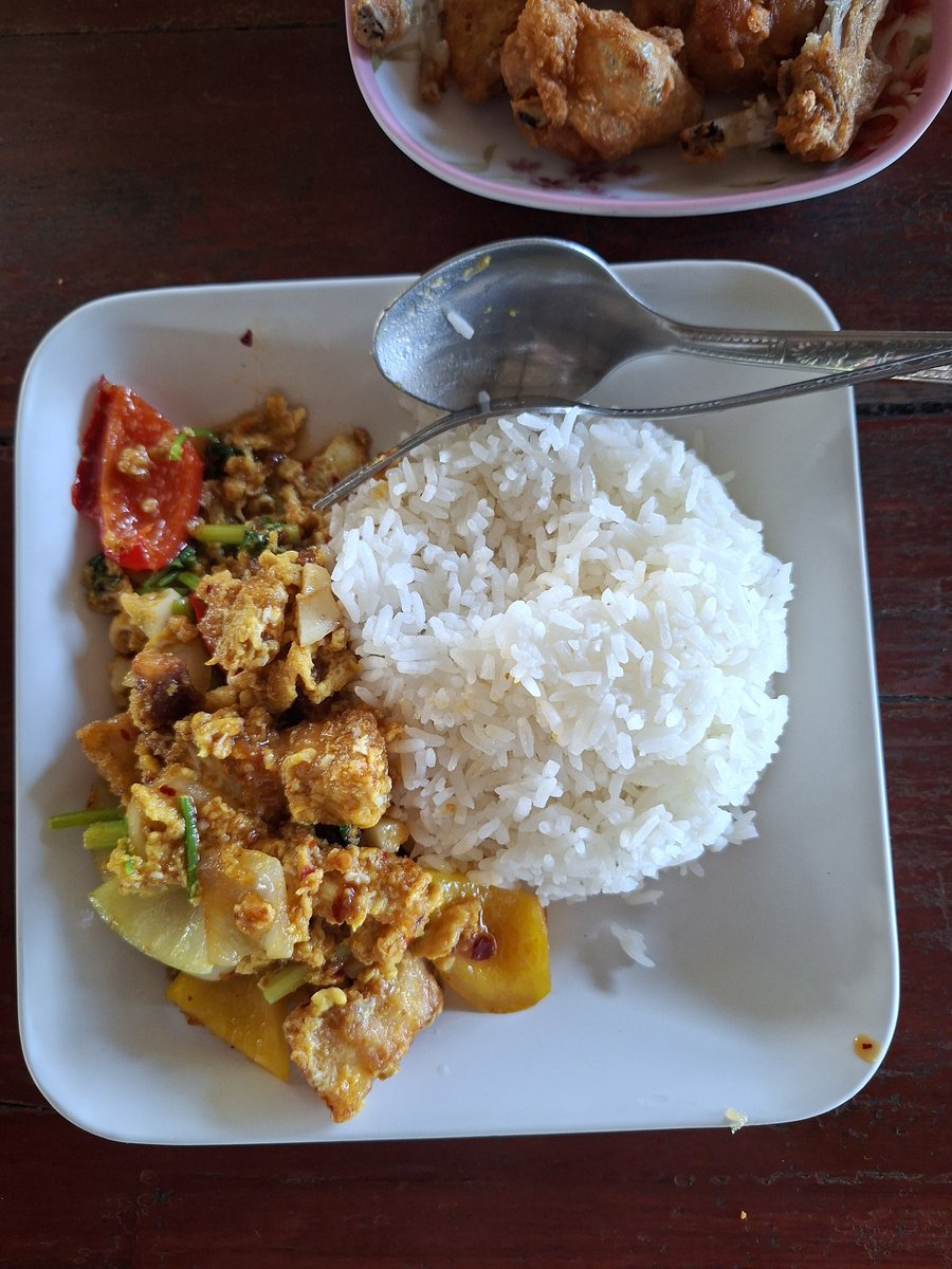 Lightblack12365's tweet photo. ร้านนี้ที่เด็ด #จันทบุรี #ของกิน https://t.co/Ll3DGl6RHO