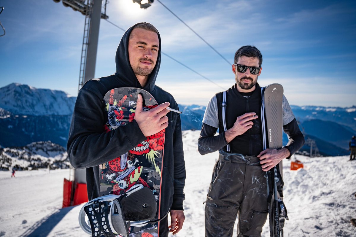 le_Parisien's tweet image. « Ça dissuadera les fumeurs j’espère » : allumer une cigarette sur les pistes, ça peut désormais coûter 135 euros
➡️ l.leparisien.fr/UjaM