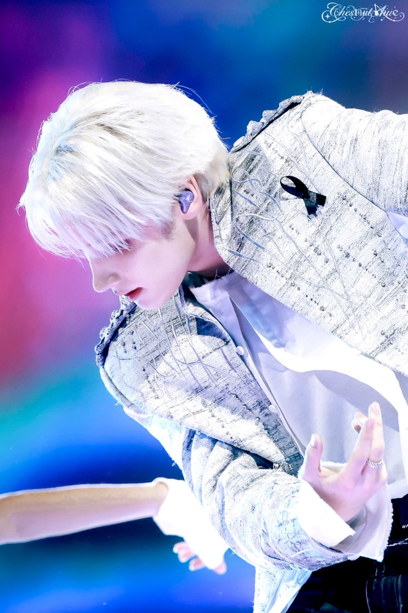 専用ページ　ヒュニンカイ ☆TXT ヒュニンカイ 着用！！【TEMPORARY UNIVERSE】Long Sleeve