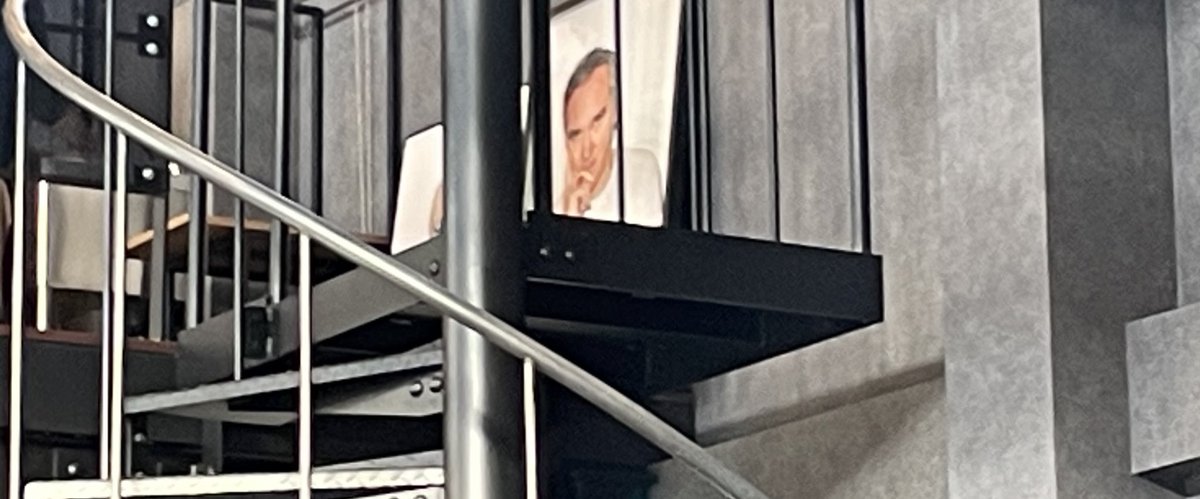 コーヒー飲んでたら遠くにモリッシー見えた