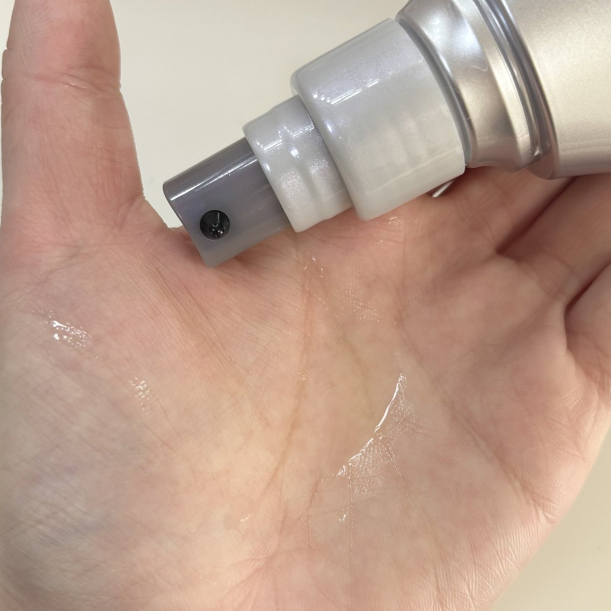 pkc35753's tweet photo. サブリミック
アデノバイタル スカルプ パワーショット
120mL / 8,580円
わたしは朝と晩に使用中☀️🌙
頭皮に直接届くスプレーでとても使いやすく、無香料なので男女問わず使いやすいと思いました◎
シンプルなパッケージも好きです🫶
#PR #SublimicBeauties #SUBLIMIC #ShiseidoProfessional https://t.co/WFN6bbQzDT