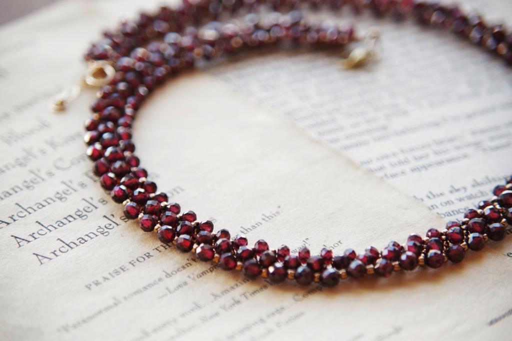 くるんと形状/煌めくモザンビークガーネット/ Glamorous Necklace　　のお気に入り登録数が10回を超えました！ #minne_fav minne.com/items/44418625…