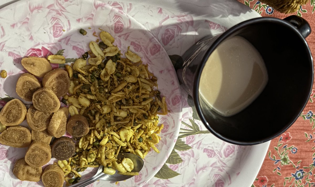 AnjaliS82781361's tweet image. दोपहर वाली चाय 😄