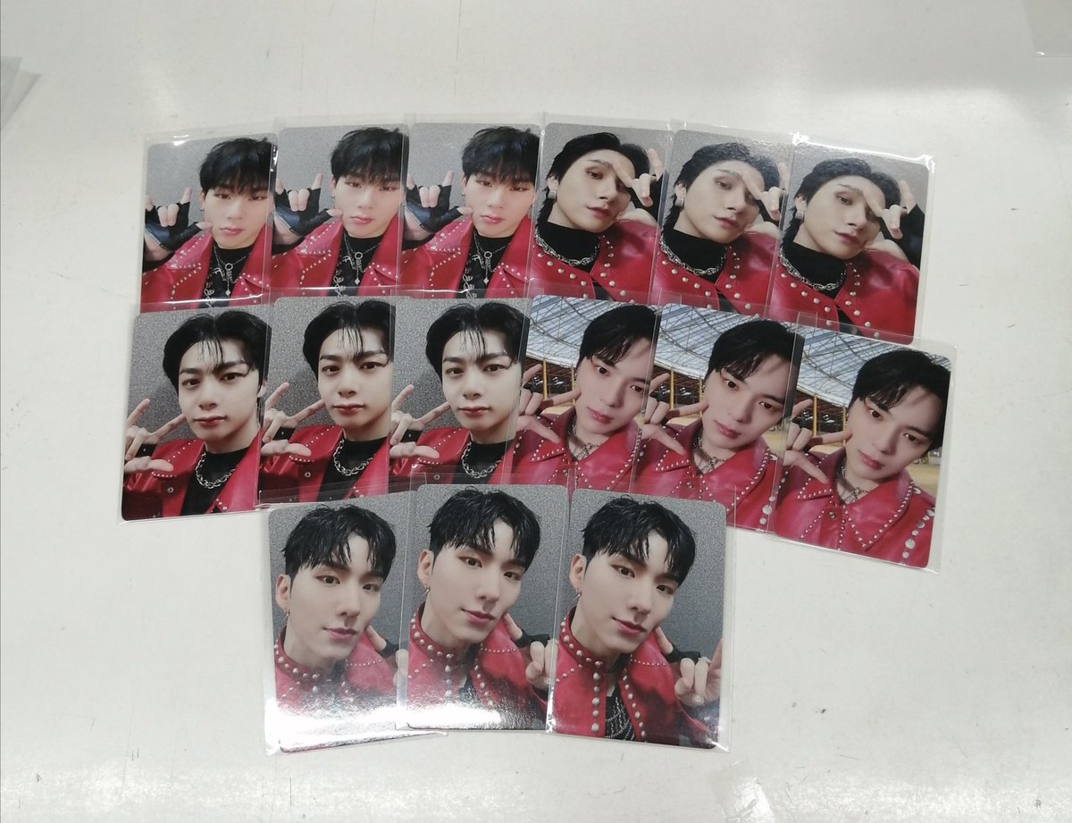 💚 #MONSTAX 🖤 【入荷情報】 MONSTA X reason各種トレカがまとまって