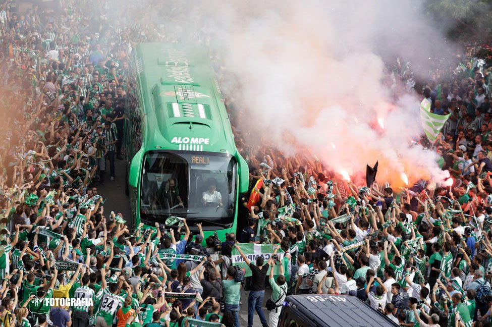 Échale "güevos" <a href="/RealBetis/">Real Betis Balompié 🌴💚</a> !. 💪🏻💚