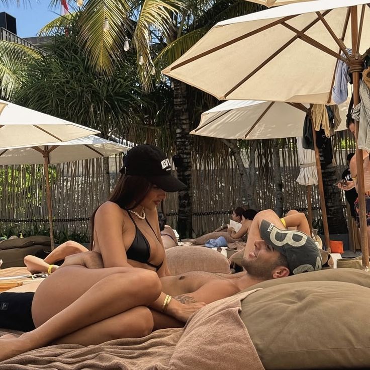 𝐒𝐜𝐫𝐨𝐥𝐥 𝐩𝐢𝐜𝐬 (@scrollpics) on Twitter photo 