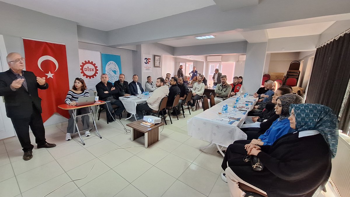 disktekstil's tweet image. Sendikamız ve Danimarka’dan kardeş sendikamız 3F ile ortak yürütülen proje kapsamında planlanan temsilci eğitim programının ilki Trakya bölgesinde gerçekleştirildi.  disktekstil.org/trakya-bolgesi…