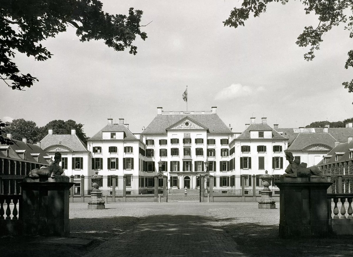 Willem de Zwijger tweet media