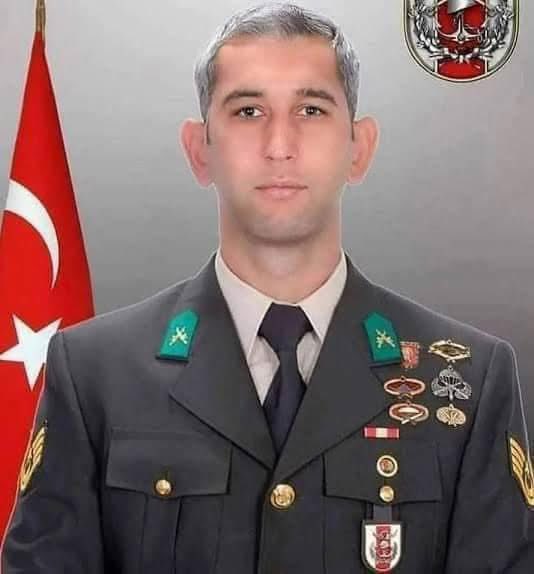 Albayım. tweet media