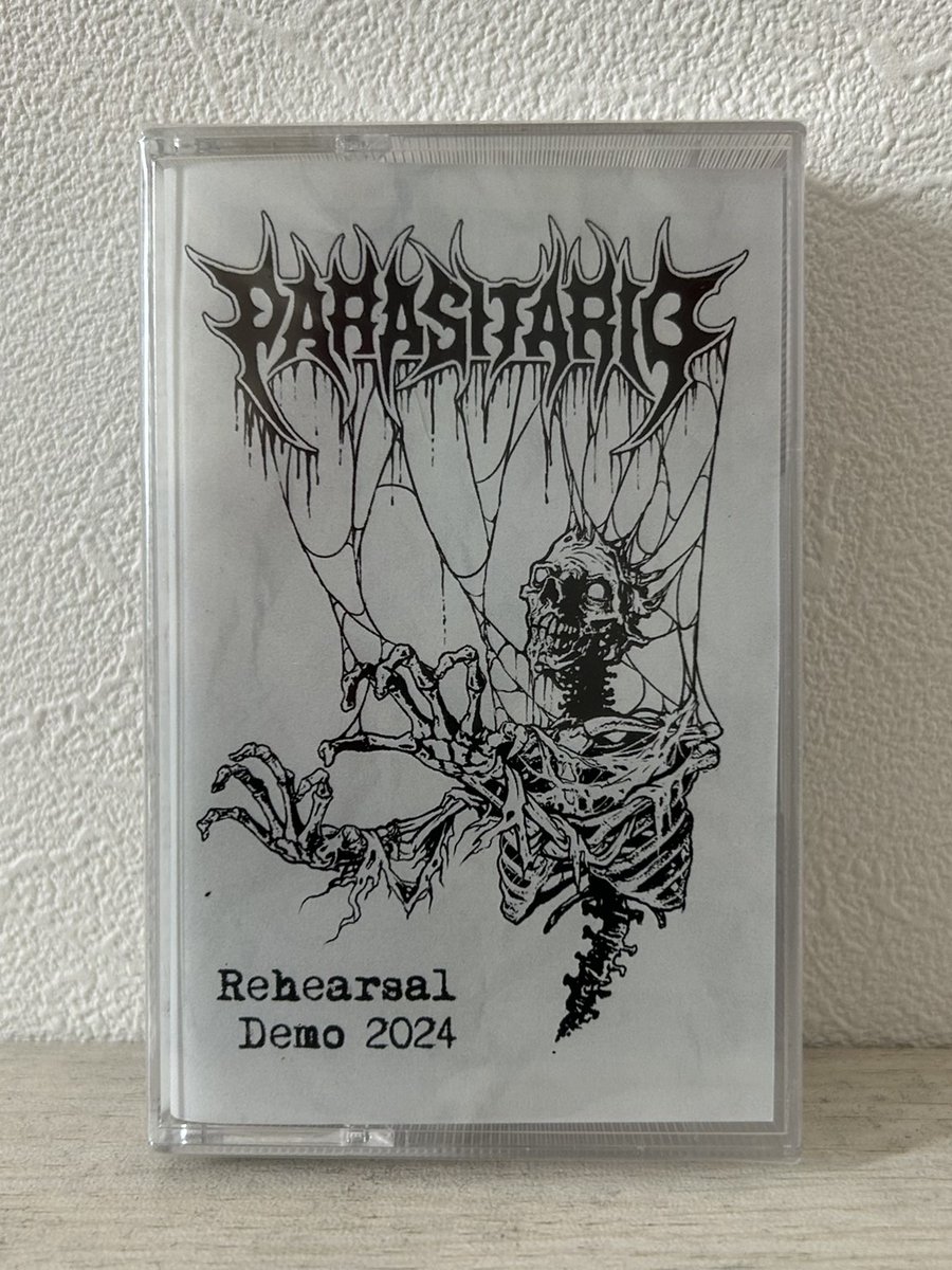 parasitariodm's tweet photo. 浅草デスフェストでのレフトオーバー商品などBASEで販売開始！再販なし商品もございますので、購入希望の方はお早めに！
https://t.co/pm1PPhxa4Q https://t.co/iW9tQ9ecdR