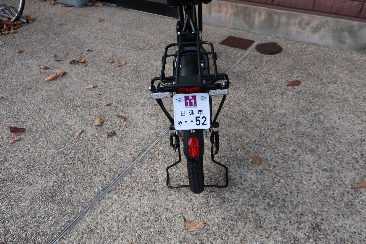 rinyou3's tweet photo. パナソニック　特定小型原動機付自転車　MU　試乗車入荷しました。試乗しましたが、思ったより安定感があり、最高速度20㎞/hですがスロットルグリップを回転させるとスムーズに加速します。 https://t.co/OYC4lufVjB