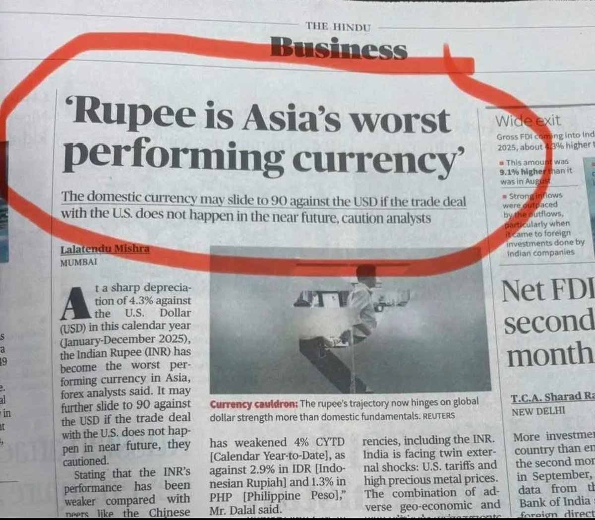 jskeshriya's tweet image. #AkshayKumar wanted to criticize the Govt but realised #ManmohanSingh is not the #PM anymore 😃

#ModiHaiTohMumkinHai #juhichawla #SriSriRaviShankar #BabaRamdev