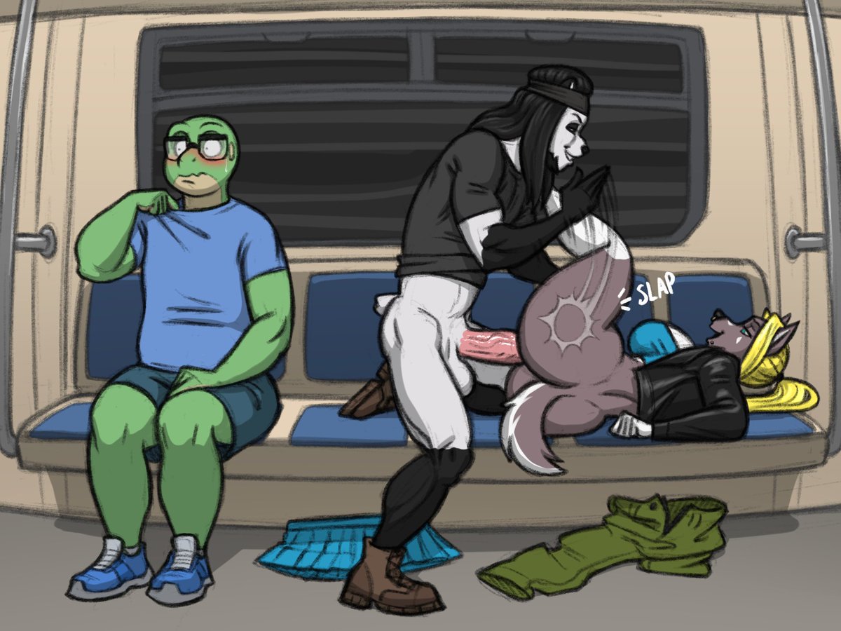Well it's called PUBLIC transport after all. 
The couple belongs to <a href="/remaninglife/">remaninglife (Tropical Panda🐼🇵🇷)</a>