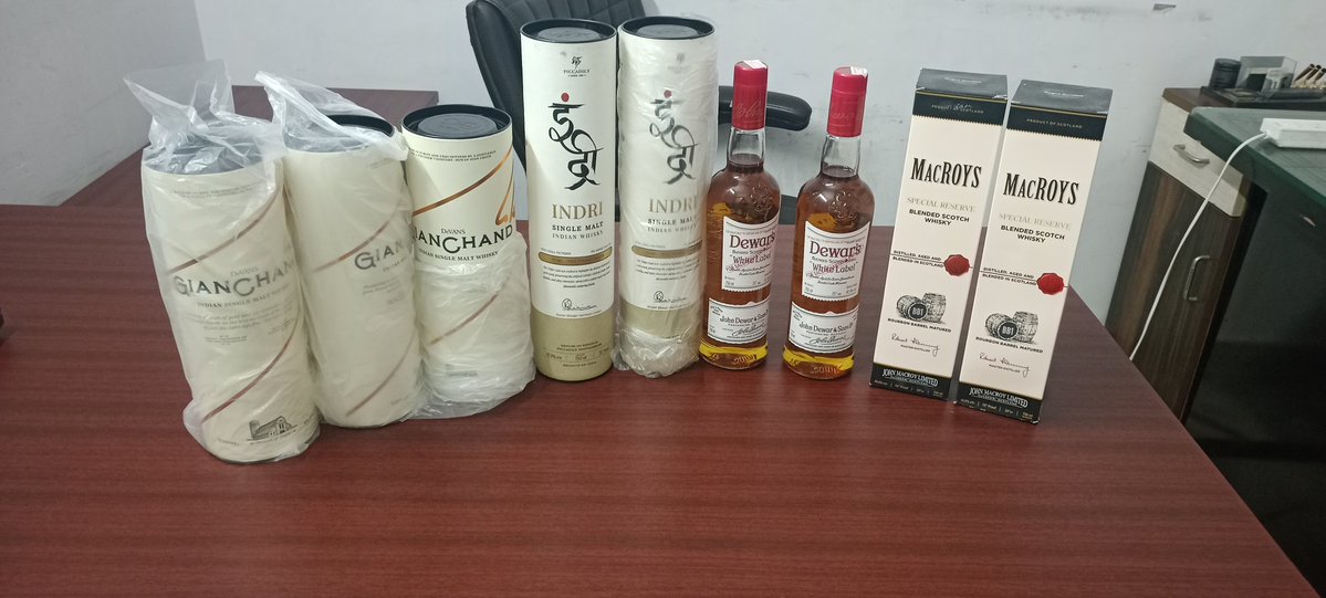 <a href="/agyatlogss/">दद्दा तिवारी 😎🚩</a> <a href="/Mukesh69972949/">🌹🇮🇳 वंदे मातरम् 🇮🇳🌹</a> <a href="/1Man_commander/">Sunil Singh</a> <a href="/_KSHATRIYA11/">उल्टी खोपड़ी का आदमी🥰</a> <a href="/ALOKPATWARI/">आलोक पटवारी</a> <a href="/amitkumar828584/">अमित अग्रवाल...... दिल्ली</a> <a href="/PradeepSpeak1/">🥂पी. के.🥂🍾</a> <a href="/akashking19293/">एसीपी प्रद्युमन (भीमटों का भिंडर वाल)</a> आज मुकेश जी हनीमून पार्टी दे रहे है आप सभी लोग सम्मिलित रहे सामान आ चुका है😂😂😂