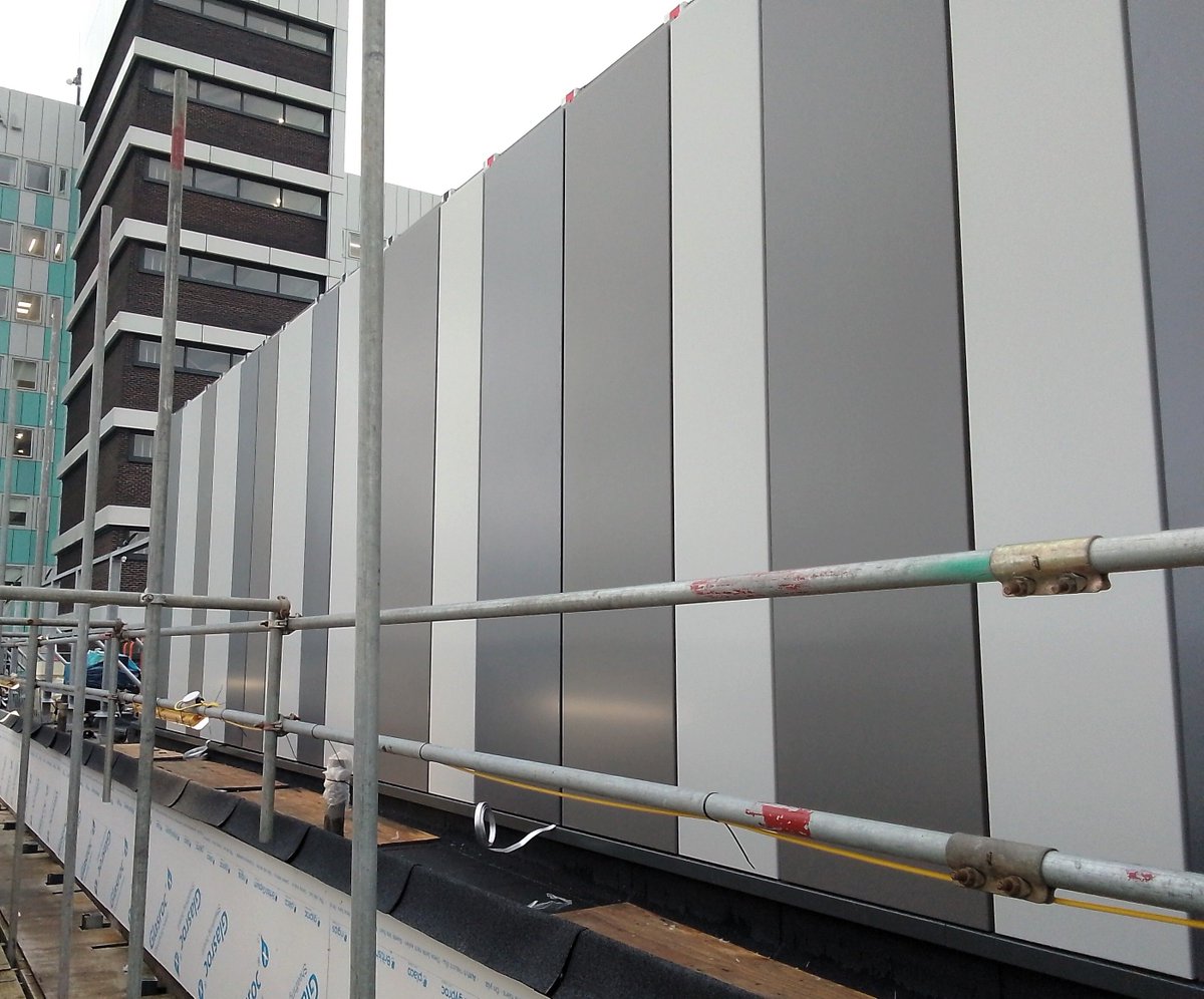 Progress shots from Aintree Hospital Ward 6 where we are working for Tilbury Douglas

Here you can see the installation of Eurobond Rainspan composite panels and CGL Facades PPC aluminium rainscreen to the walls.

#aintreehospital #roofing #cladding #facade #constructionuk