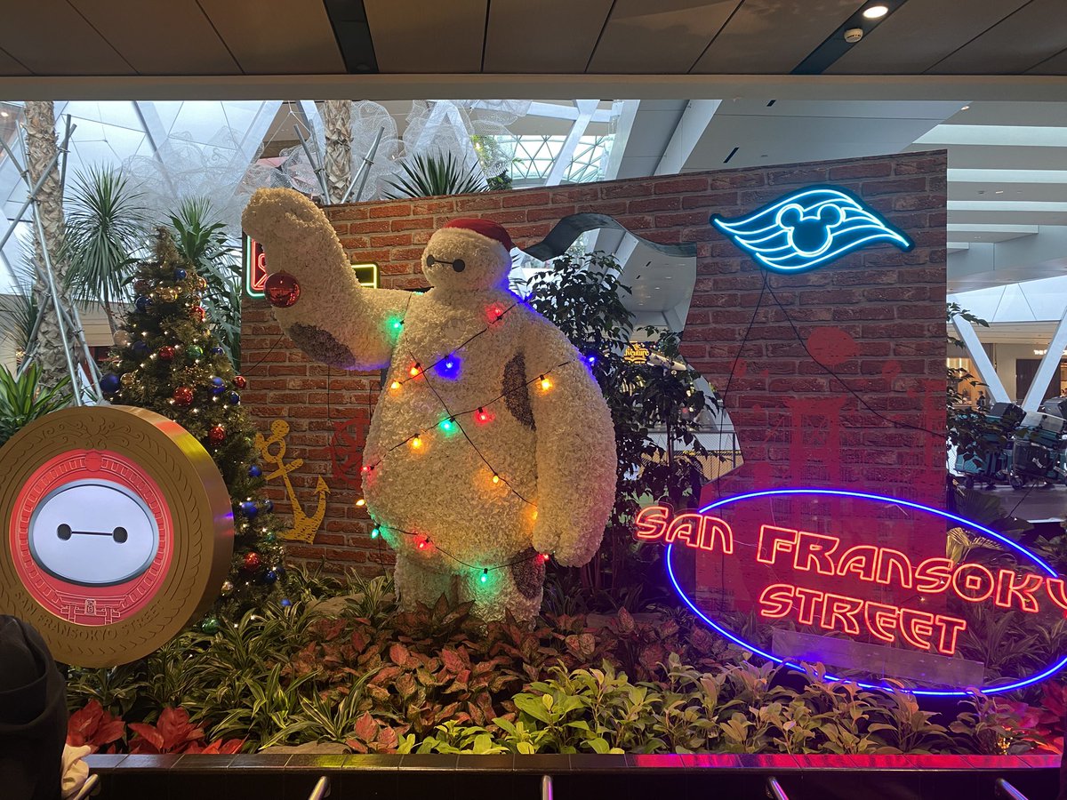 ベイマックスもいた