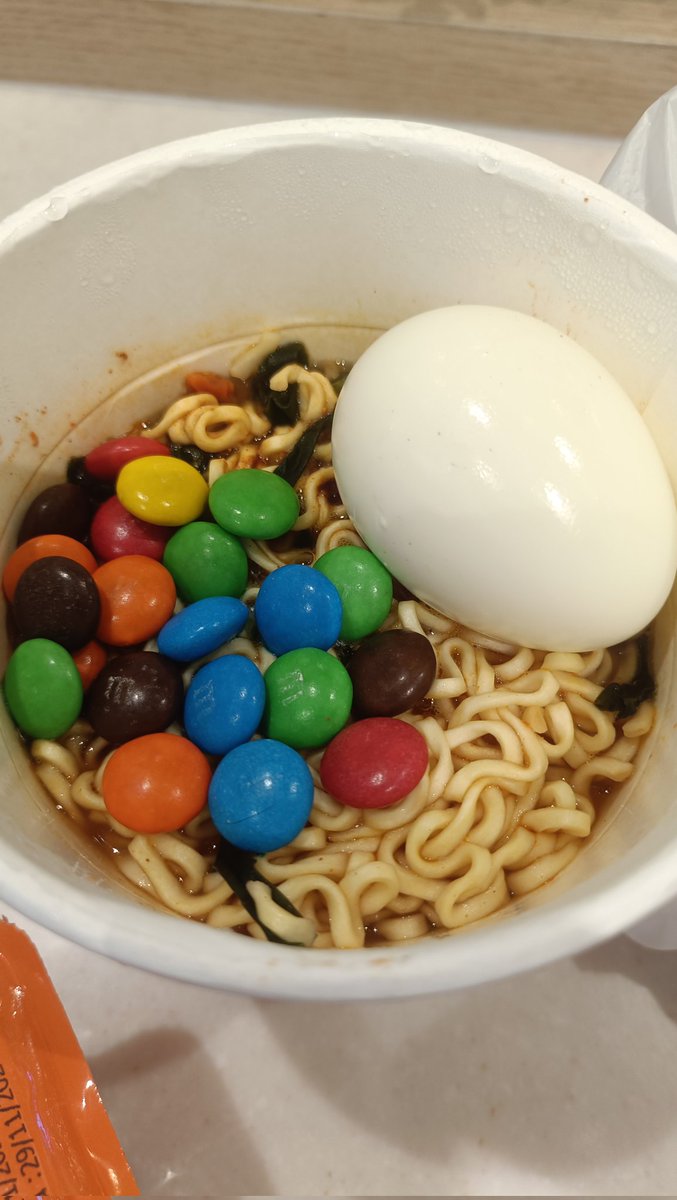 heeyeonbyulyi's tweet image. ฉันกลับมากินปกติได้แล้วหลังจากเครียดมาหลายวัน