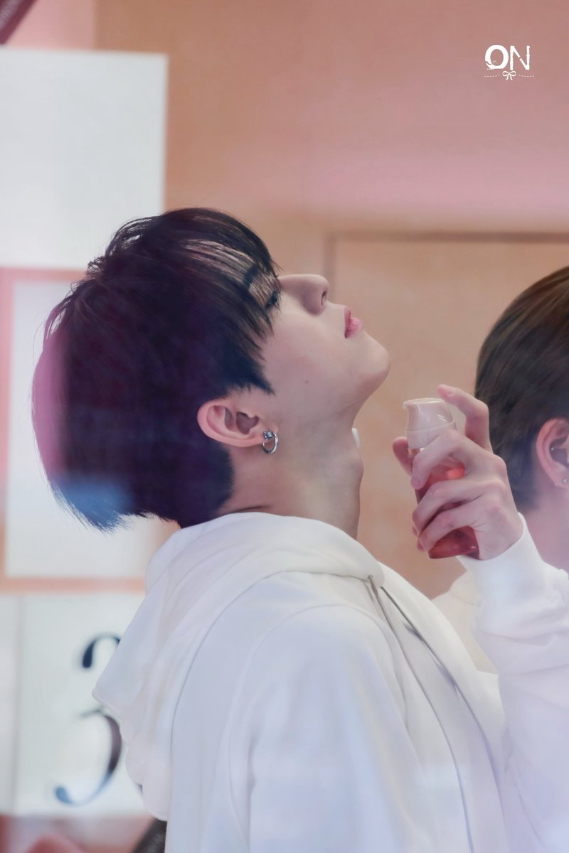 251120

#YOONJAEHYUK #윤재혁 #ジェヒョク 
#TREASURE #트레저 #トレジャー