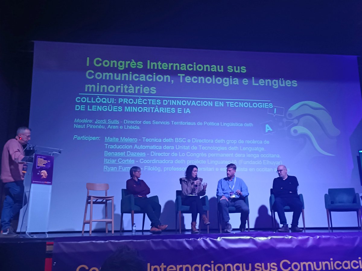 🗣️<a href="/icetxabe/">Itziar Cortés Etxabe</a> (<a href="/Elhuyar/">Elhuyar</a>, coordinadora de #LinguatecIA) y <a href="/BenDazeas/">Benoît Dazéas</a> (director de <a href="/locongres/">Lo Congrès</a>) han participado en un coloquio sobre proyectos de #innovación en tecnologías de lenguas minoritarias e #IA
🎯I Congreso Internacional sobre #Comunicación, #Tecnología y #LenguasMinoritarias