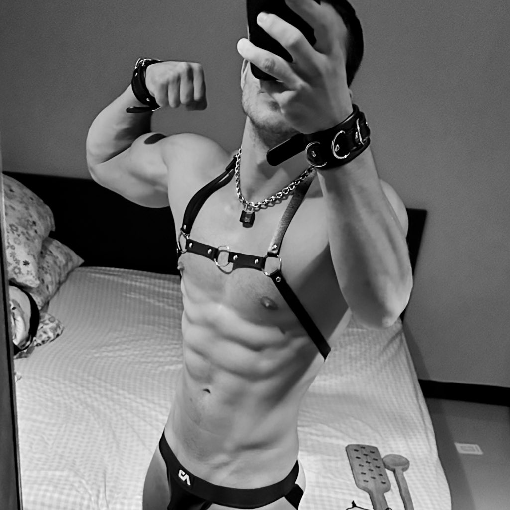 Master Steele tweet media