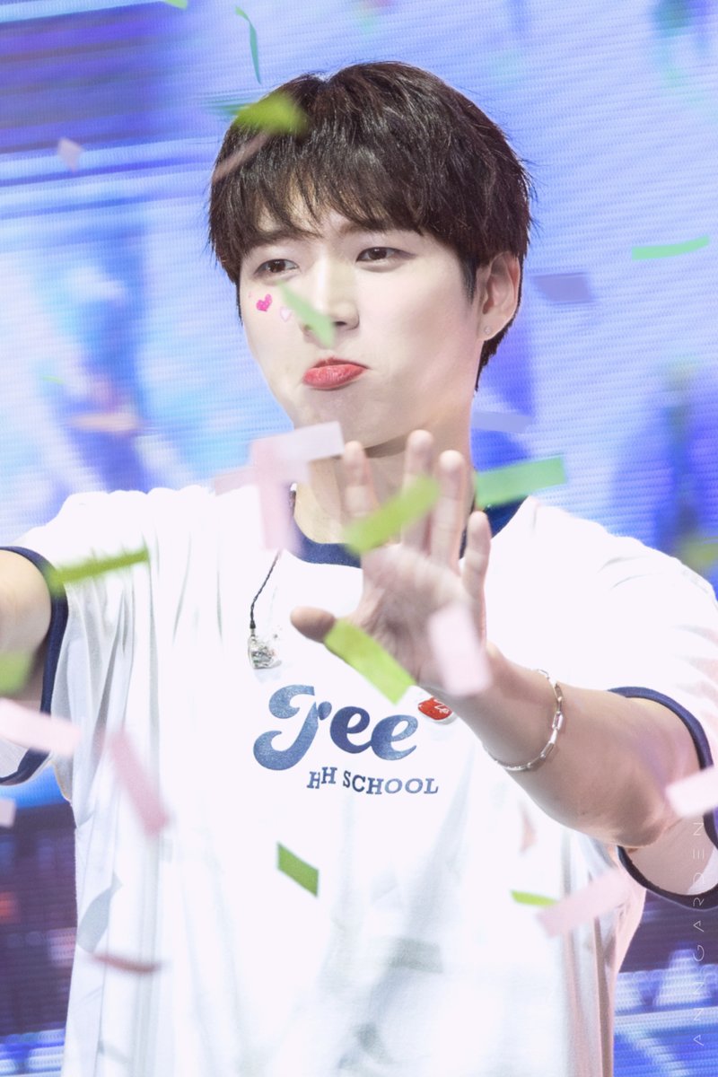 anngarden_wh's tweet photo. 세로 ver.

251123 <식목일5 - HongKong>             
#인피니트 #INFINITE #남우현 #우현 #NAMWOOHYUN https://t.co/20PaJOAeA3