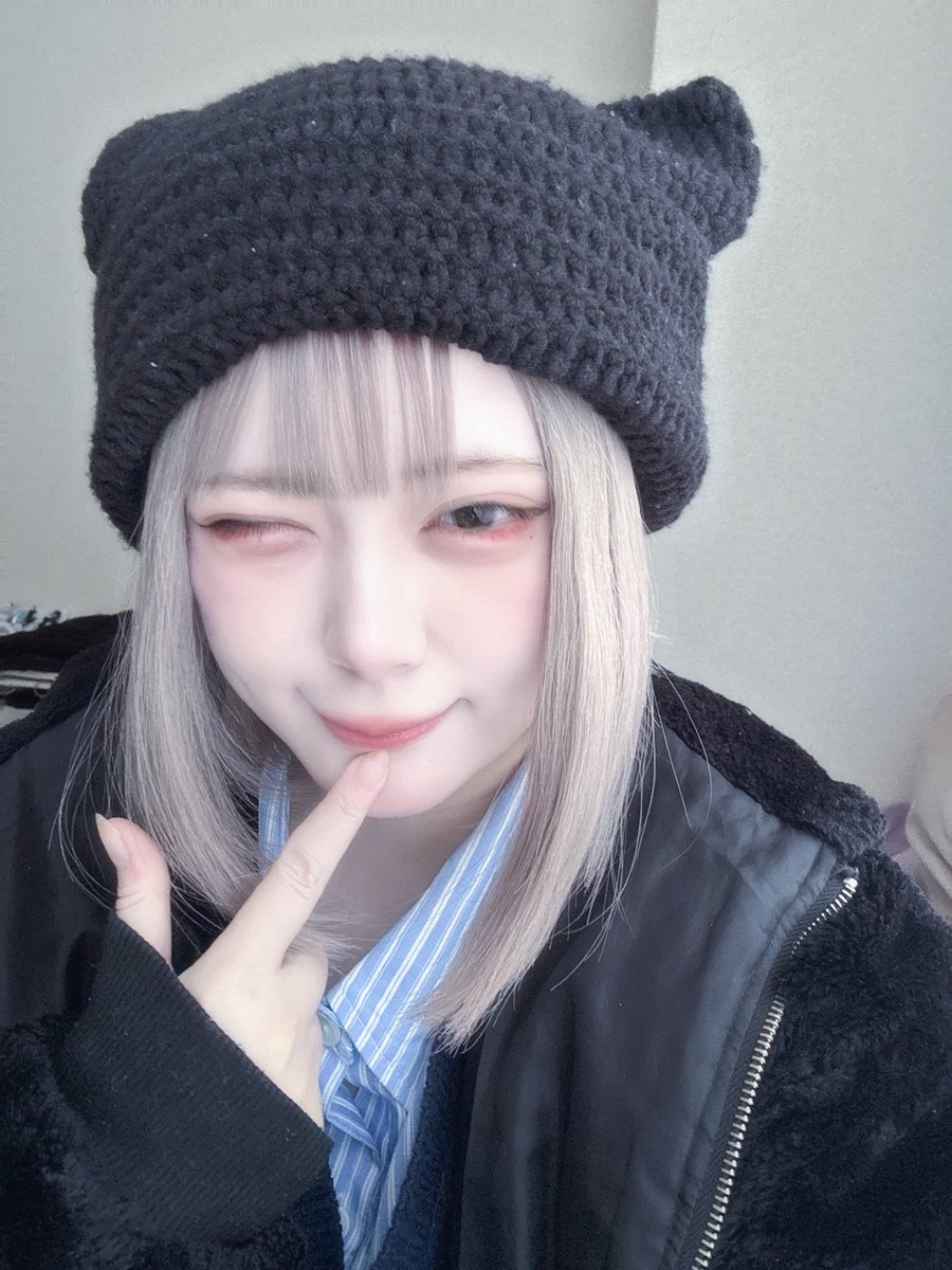 日が落ちるのが

早くなってしまったねえ

なんかちょっとさみしいきもち₍ᐡඉ ̫ ඉᐡ₎💭