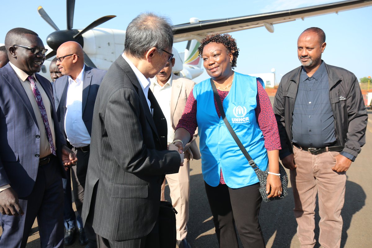 UNHCREthiopia's tweet image. UNHCR welcomed a mission led by HE Mr SHIBATA Hironori, Ambassador of @JapanEthiopia, &amp;amp; Mr YAKUSHI Hiroyuki of @jica_direct_en. The delegation visited the Ura settlement, reaffirming 🇯🇵's support for health &amp;amp; WASH projects benefiting both refugees &amp;amp; hosts. 

#WithRefugees
