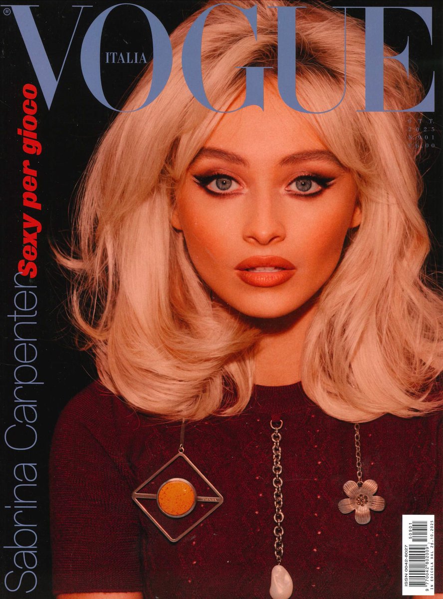 VOGUE #Italia 10月号は12/3で販売終了になります。表紙は #サブリナ
