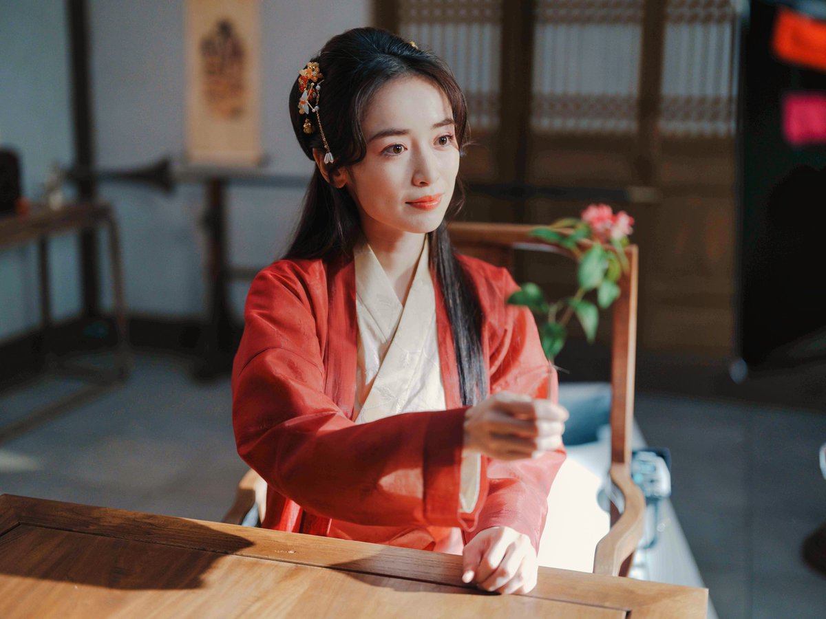 林冲(#亀梨和也)の妻。
優しさと芯の強さを兼ね備えており、夫を愛し、献身的に支え続ける。

▌張藍／#泉里香

集結せよ——
WOWOW × Lemino｜2026/2/15(日)スタート
#ドラマ水滸伝 #織田裕二 #北方謙三