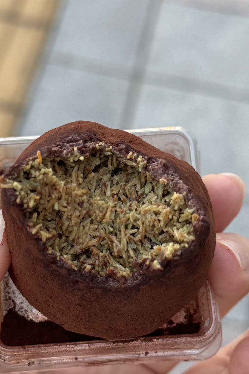 참지 못하고…
길쫀 해버렸습니다 . . 😱💥