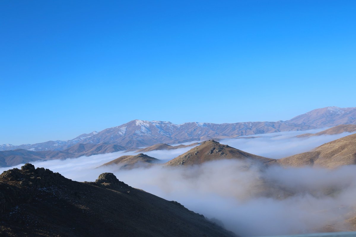 📍Kubbe Geçidi - Pütürge Yolu

Güne; Kubbe Dağı’nın geçit vermez yamaçlarında, Şiro Çayı’nın bereketini taşıyan vadilerinde 64. ve 65. Hükümet Gümrük ve Ticaret Bakanımız, Milletvekilimiz Sayın Bülent Tüfenkci ve dava arkadaşlarımızla birlikte başladık.

Bu eşsiz coğrafyanın