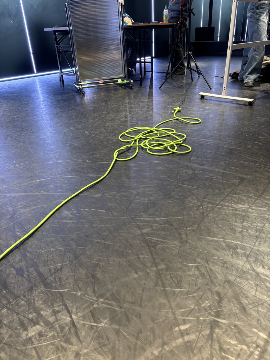 配信準備中⚡️