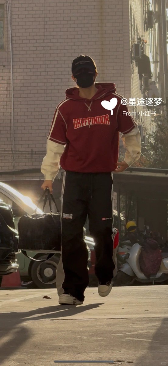 jetaimept's tweet image. เข้าทล.มาก็เจอพี่พระรองเลย &amp;lt;3 
ยาใจในบ่ายวันศุกร์ที่สุดจะวุ่นวายมากกกกก
@patrick_pppat
#แพทริค #PatrickFinkler