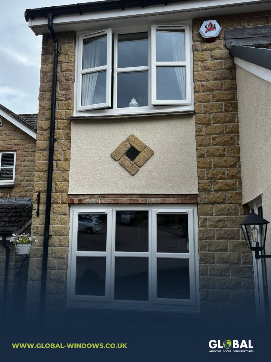 global_windows's tweet image. New project: Completed ✅

Over in Grenoside, we recently installed:

👉 New windows
👉 A stable door.

What do you think? Would you choose this gorgeous door-and-window combination for your home?

#Doors #Windows #DoorsAndWindows #BespokeDesign