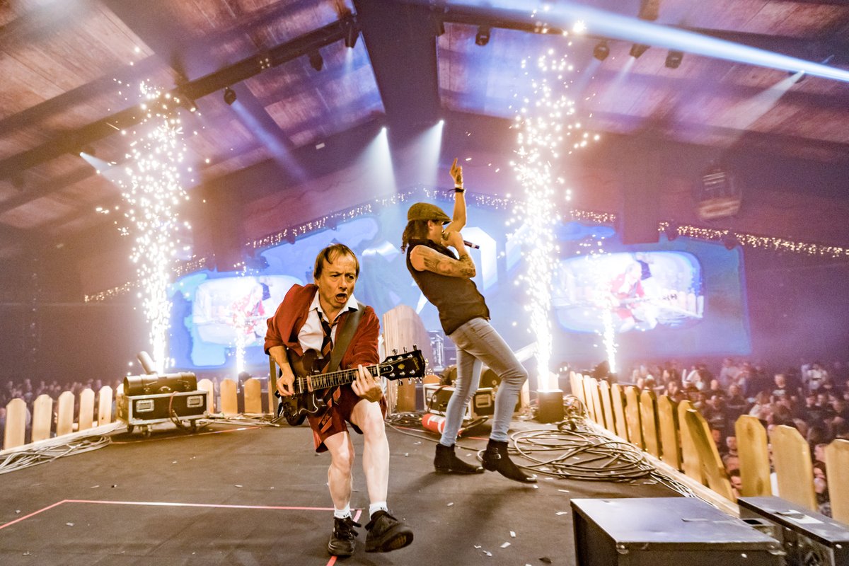 Friday 23rd January 2026, Fleet gets LOUD.
AC/DC UK are bringing the heat to The Harlington – and it’s gonna be filthy (in the best way). 🎸⚡
🎟 Grab your tickets NOW → ow.ly/OCmF50XvWz2
Don’t be the one stuck at home scrolling.
#ACDCUK #LiveMusic #RockOn