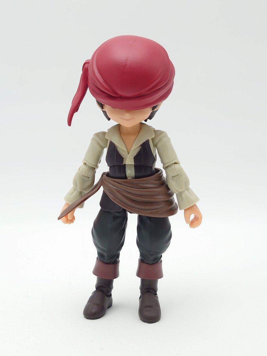 ＃リンクトラベラーズ GOL版SIDE：C検証③
海賊男性団員＆女性団員

素体はキャラセレ組から拝借してます。
金髪お姉さんはエルフ扱いにしても良さそう。
男性団員は癖のない髪型なので、頭装備もしやすいですし、バンダナを目深に被れば、完全なモブ団員の出来上がり！