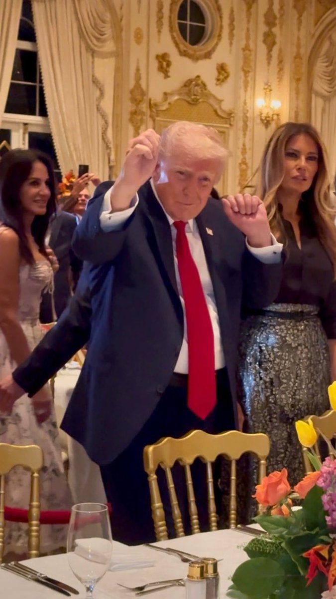 MAGAVoice's tweet image. Imagine being 79

With 5 children

And 11 grandchildren

Doing the Iconic Trump Dance 

The Left can’t stand this