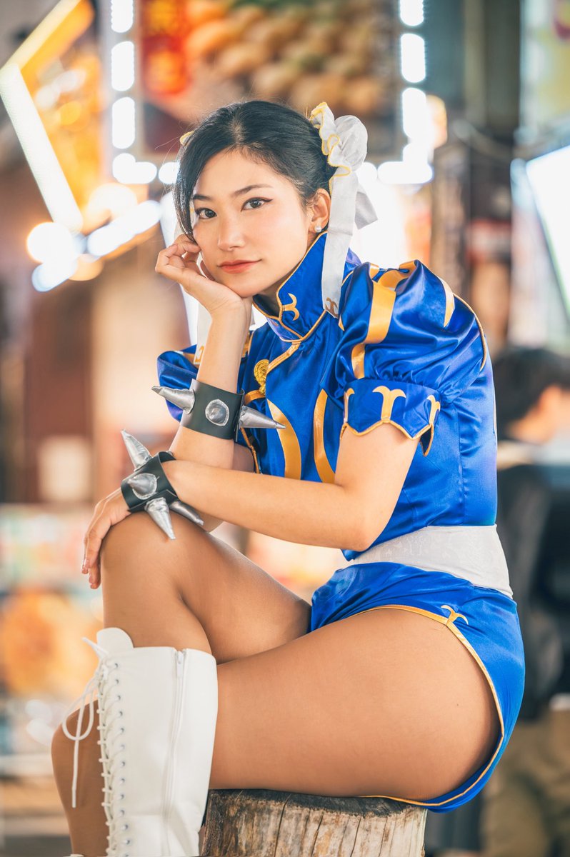 この後盛大にタイツ破けました

#春麗 #チュンリー #ChunLi #コスプレ