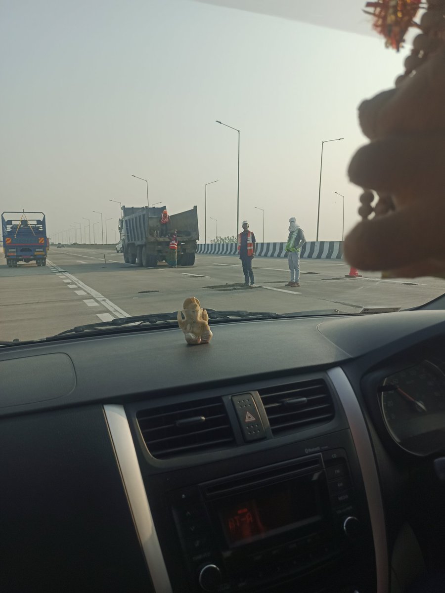 P_D_007's tweet photo. @nitin_gadkari Baroda to Bharuch package https://t.co/GsKHYEwhug