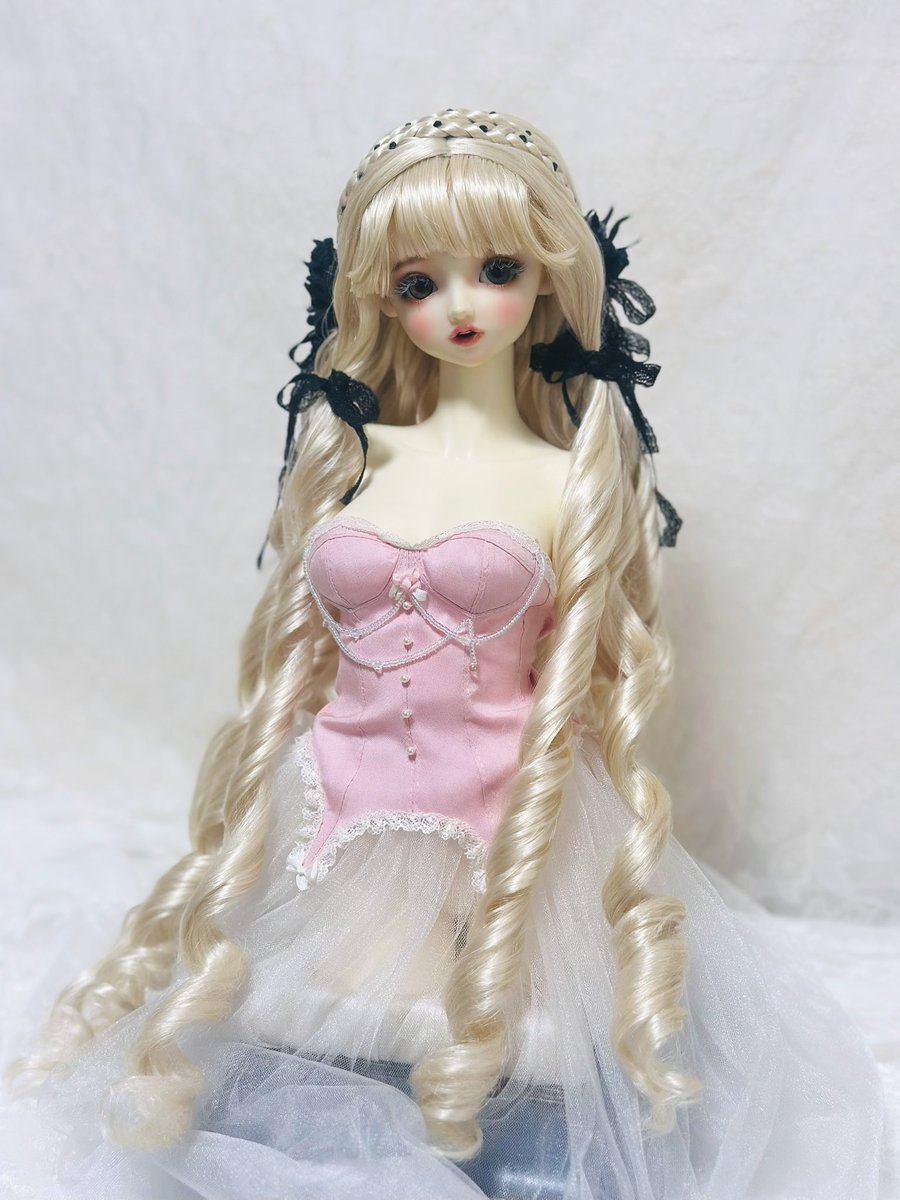 MurmurCoco's tweet image. #ドルパ54

「Melty Dolly Curls」アレンジウィッグ 1点🌸
布花とレースをあしらい、ゴシックロリィタ風の雰囲気に✨

#murmurcoco