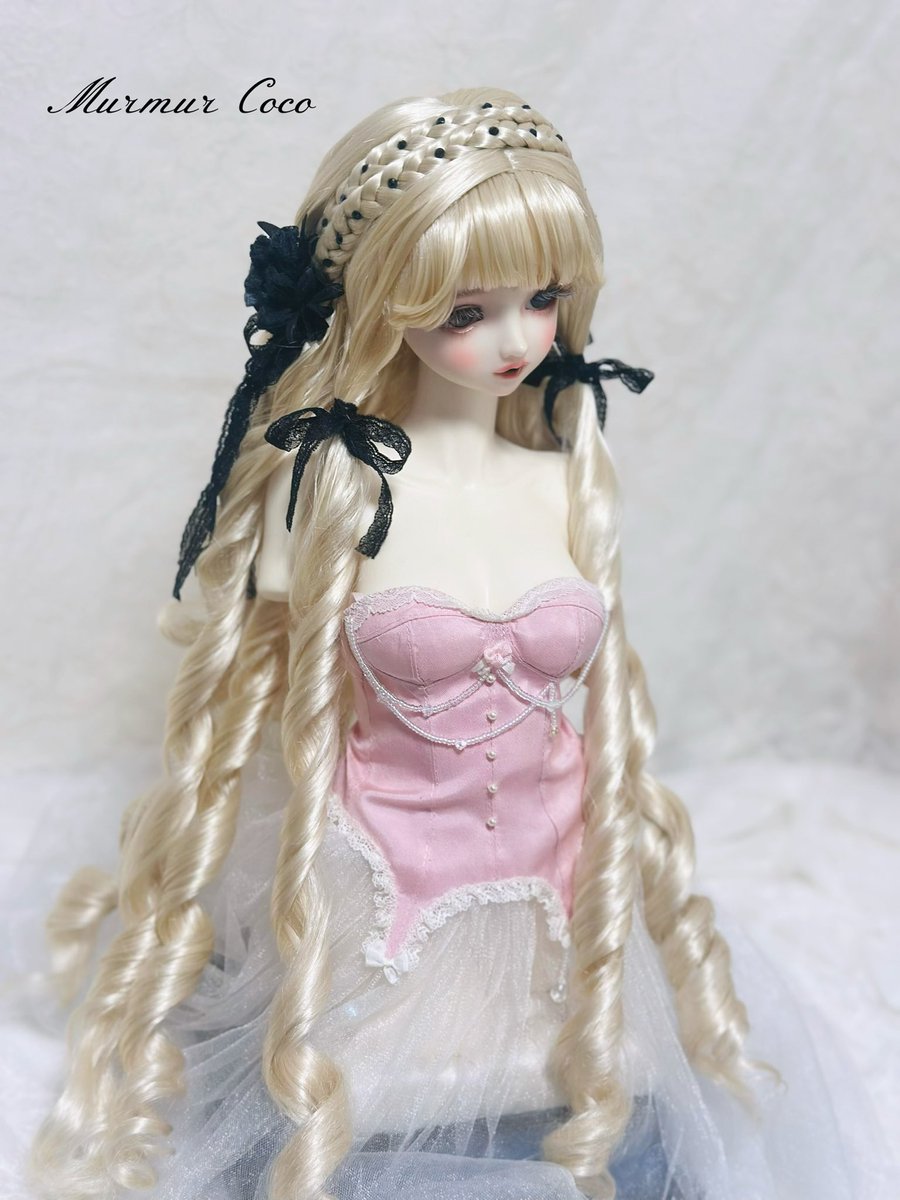 MurmurCoco's tweet image. #ドルパ54

「Melty Dolly Curls」アレンジウィッグ 1点🌸
布花とレースをあしらい、ゴシックロリィタ風の雰囲気に✨

#murmurcoco