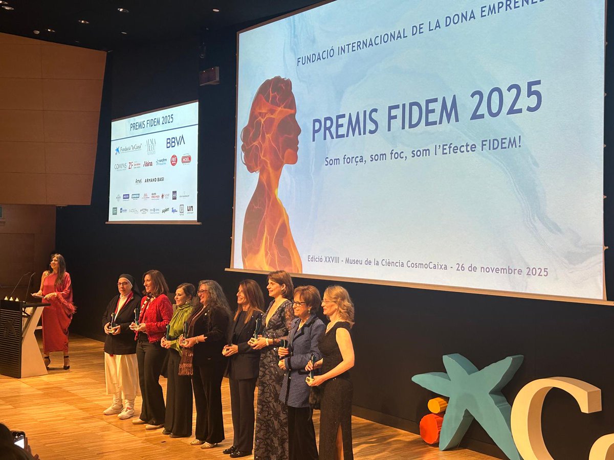 colnotaris's tweet photo. Ahir es van celebrar els Premis FIDEM 2025 al @CosmoCaixa, organitzats per @FundacioFidem per reconèixer la tasca empresarial de les dones

Hi van assistir Raquel Iglesias, vicedegana del Col·legi, i Rocío Ramírez, membre de la Junta Directiva

Felicitats a totes les premiades! https://t.co/yIxN5vVuDj