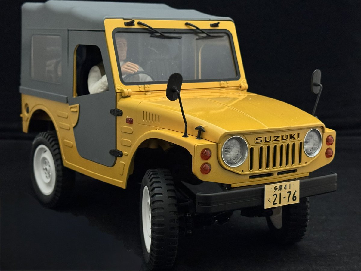 巷で話題のRC ジムニー
バラして塗装してみた。
ドライバーはタミヤのレーシングドライバーを細工すればバッチリ👌
