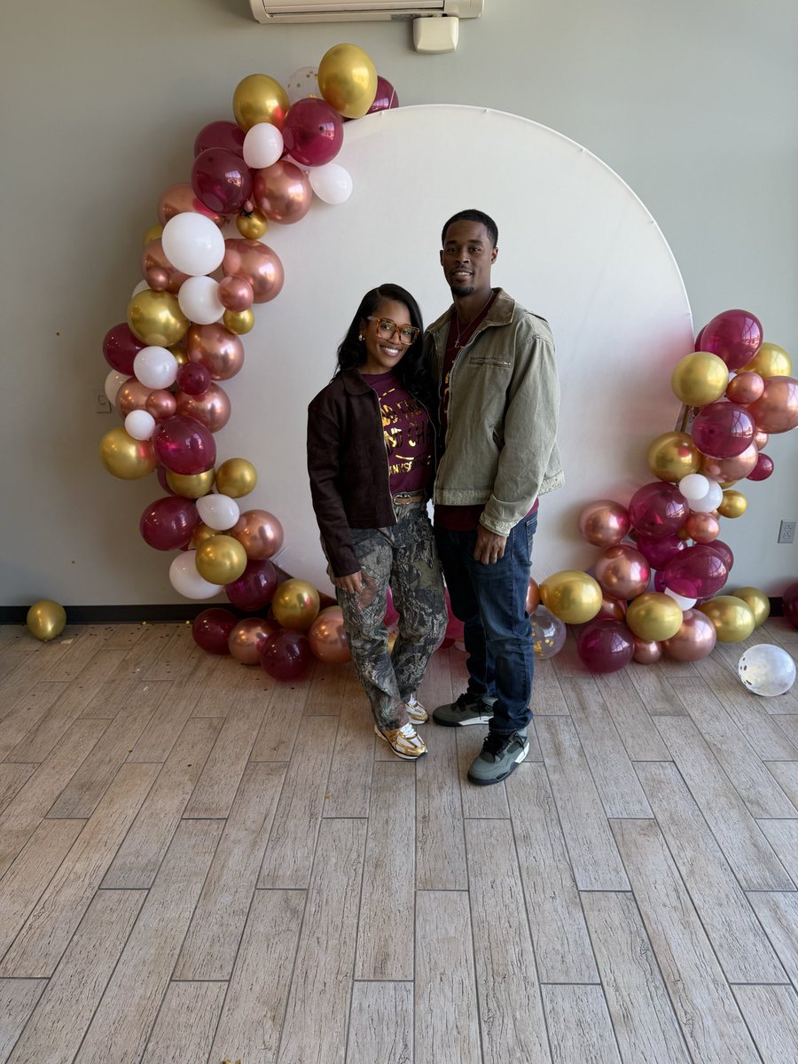 𝒯. ℒℯ𝒹ℯ𝓉🎀 tweet media